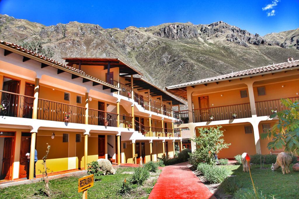 Tunupa Lodge Hotel โอยานไตตามโบ ภายนอก รูปภาพ