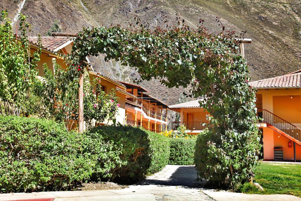 Tunupa Lodge Hotel โอยานไตตามโบ ภายนอก รูปภาพ
