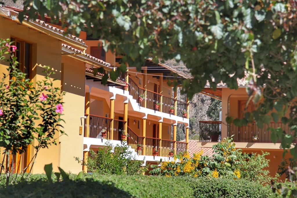 Tunupa Lodge Hotel โอยานไตตามโบ ภายนอก รูปภาพ