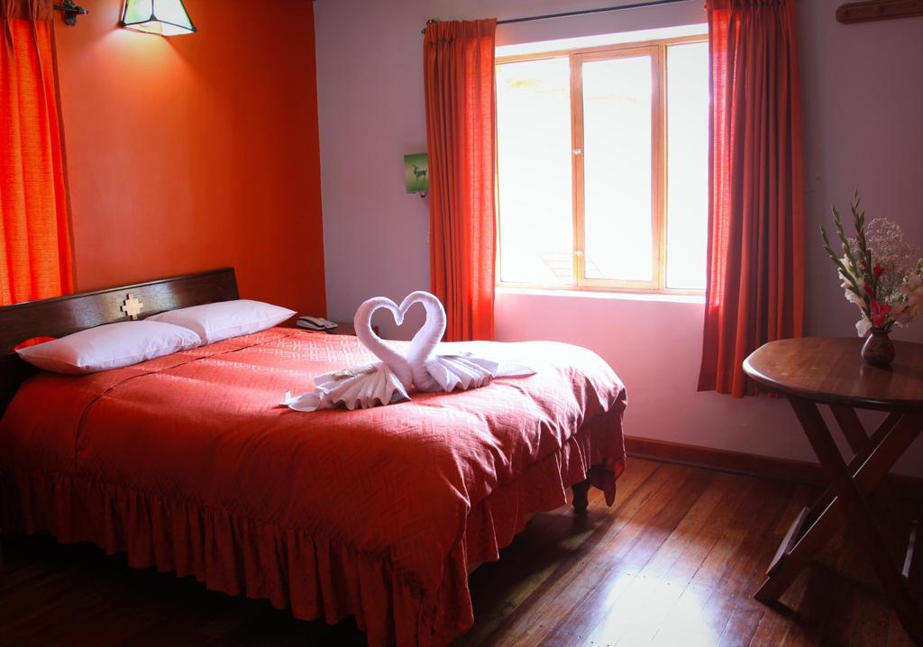 Tunupa Lodge Hotel โอยานไตตามโบ ภายนอก รูปภาพ